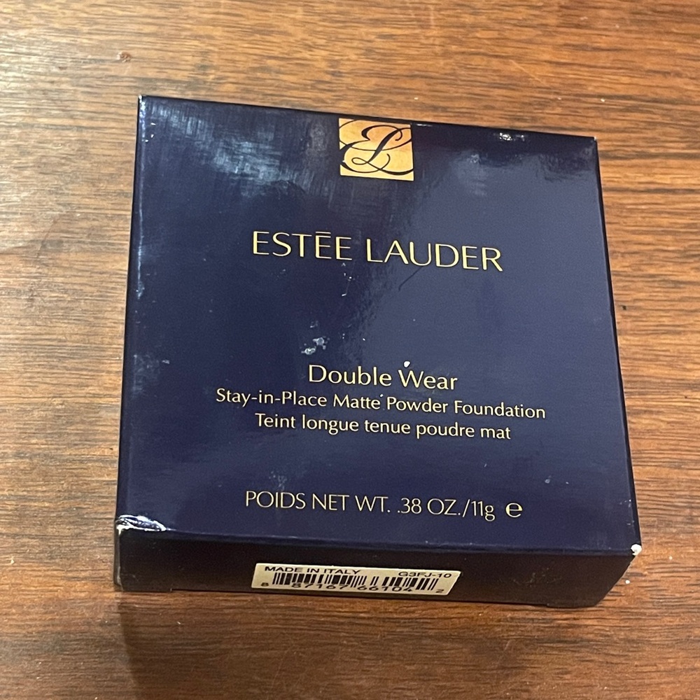 Estée Lauder Double Wear Matte Powder Foundation